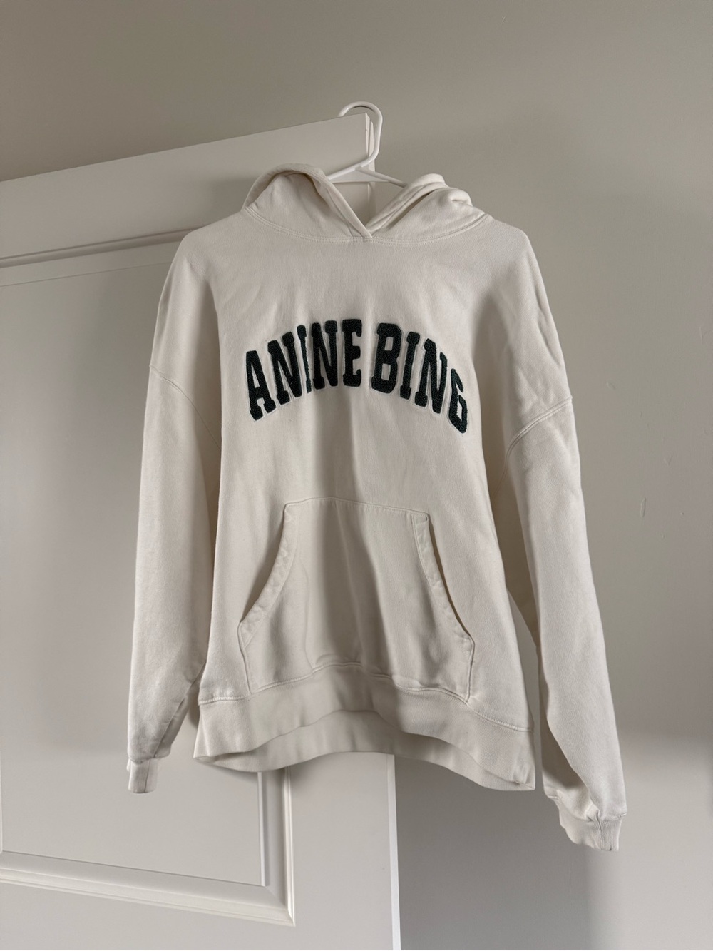 ANINE BING White Pullover Hoodie with Green Logo